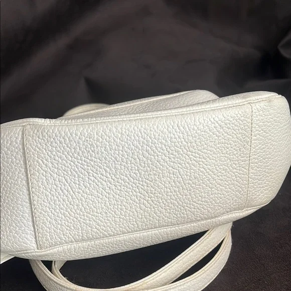 Paloma Picasso White and Gold Shoulder Bag with Textured Fabric - Picture 3 of 3